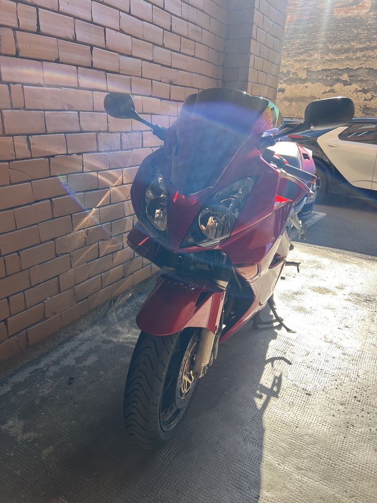 Honda VFR 800 RC46