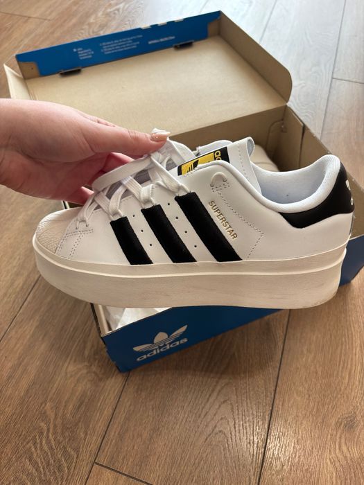 Adidas superstar