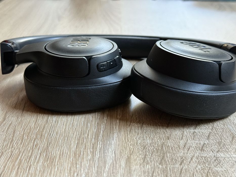 JBL TUNE 760NC – безжични слушалки ANC