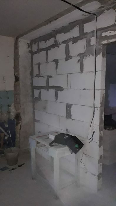 Стяжка пола, вынос окон, дверей.