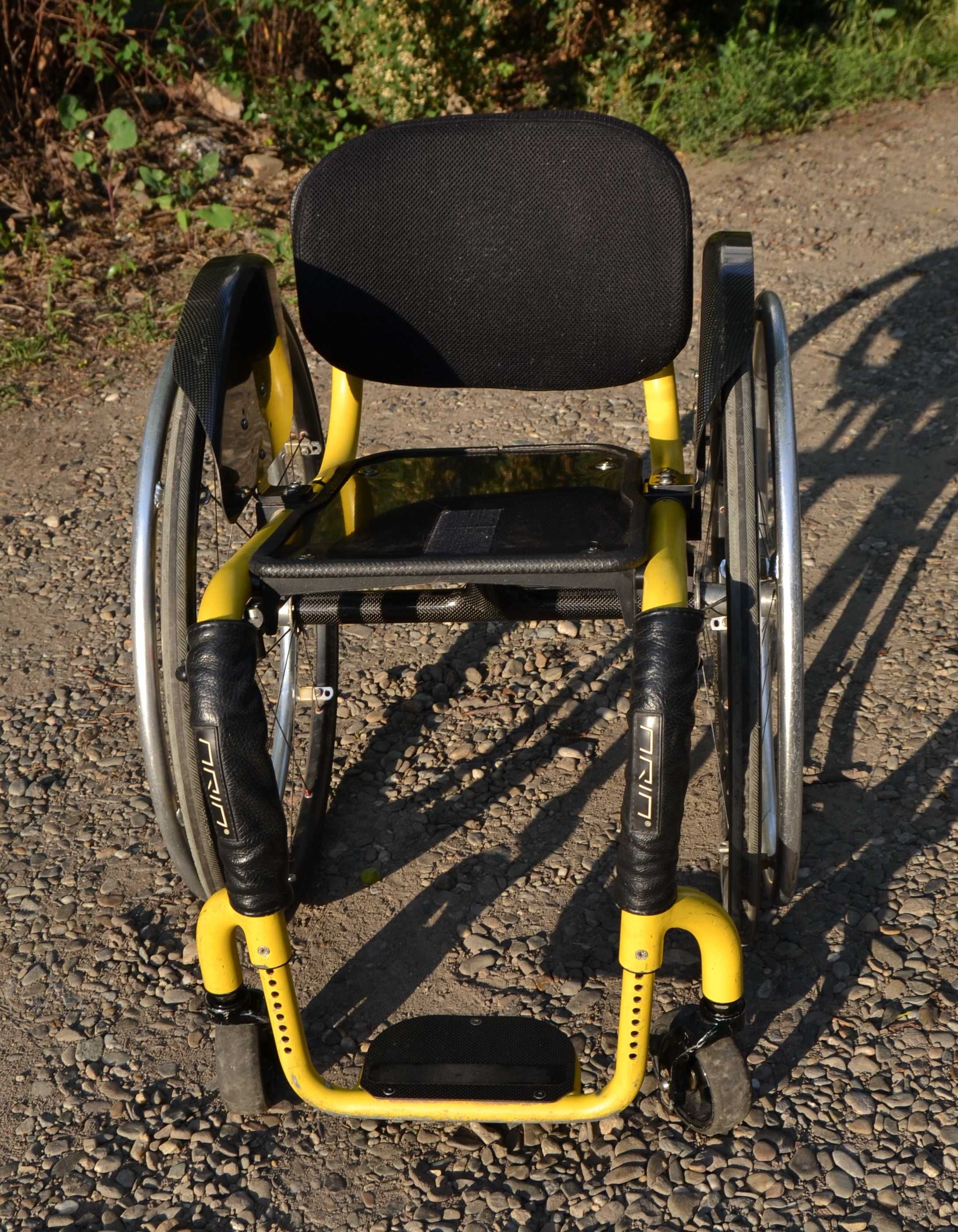 Scaun rulant activ ARIA 1.0 cadru din MAGNEZIU carucior handicap
