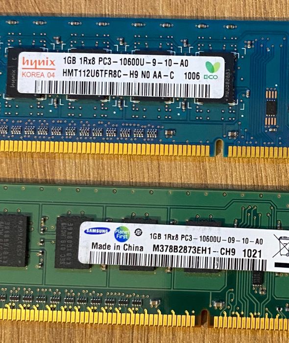 Kit memorie Ram 4GB DDR3,  calculator