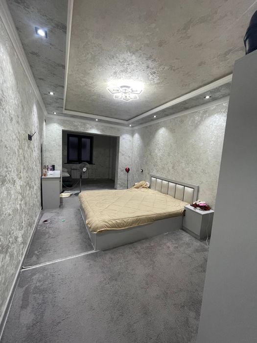 Срочно Юнусобод 19 квартал 3 хона 1 еаж