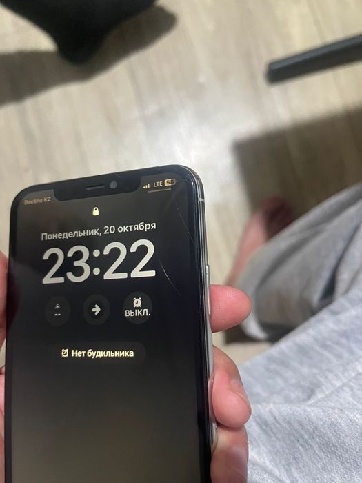 продам айфон 11 про макс