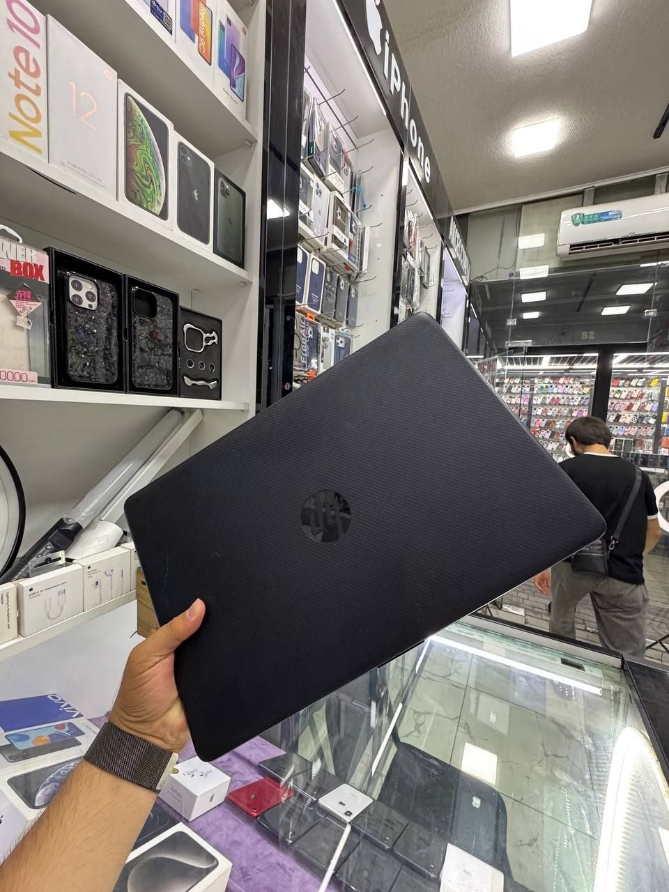 Noutbook Intel core 3 srochno sotiladi