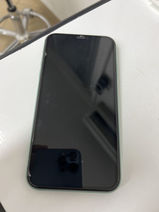 Iphone 11 128gb пълен комплект