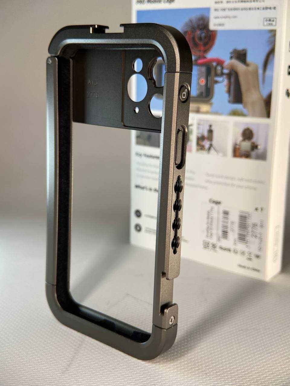 Клетка для Iphone 11 Pro (SmallRig) Новая