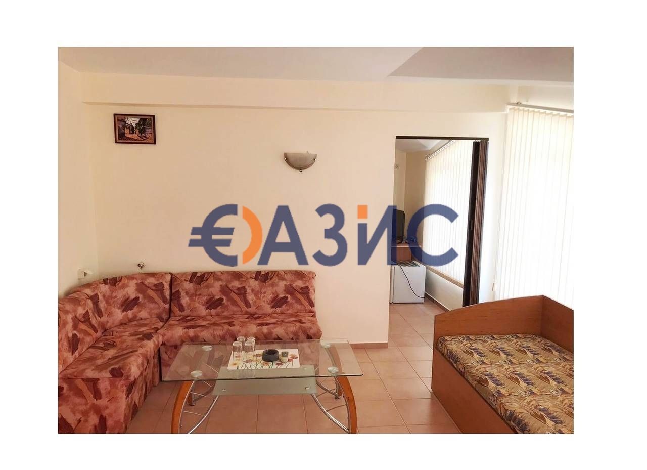 Продава се Хотел в с. Равда, Област Бургас - 928 кв.м за 593 €/кв.м - Снимка #13