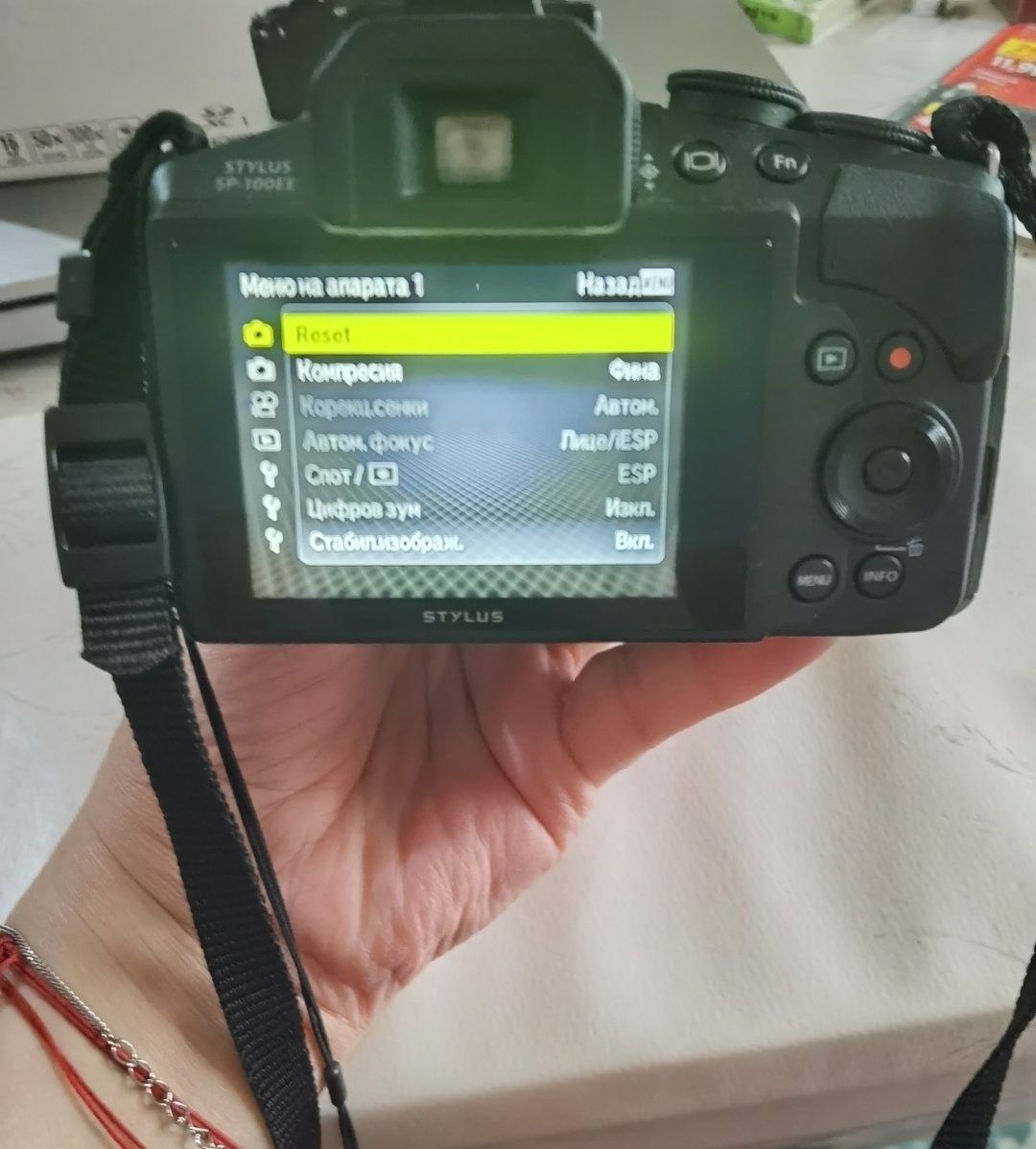 Фотоапарат Olympus SP-100EE