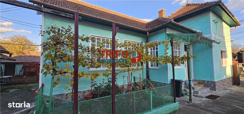 OFERTĂ!!! Casă în Cricău cu 1776mp teren, 1 ha teren arabil și 10arii