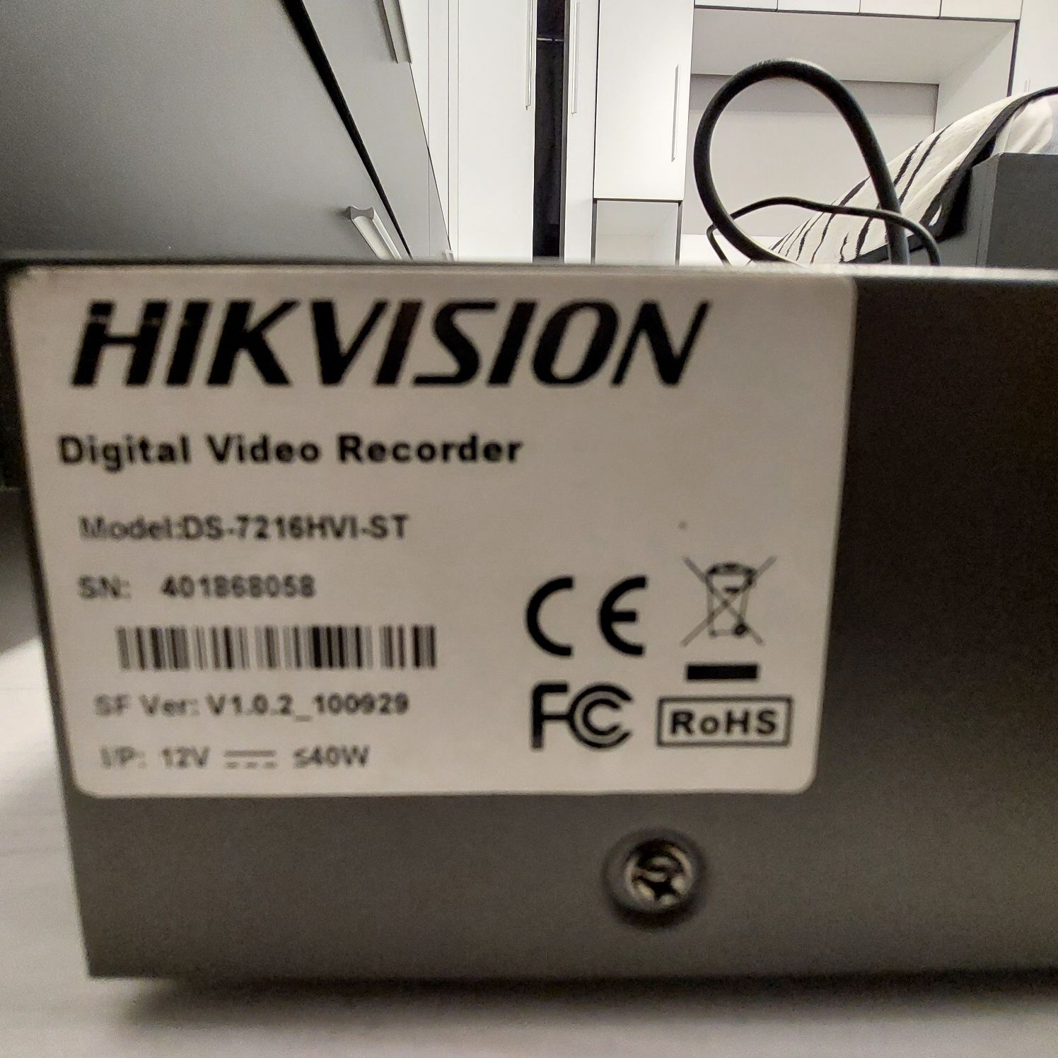 DVR 16 Canale HikVision DS-7216HVI-ST