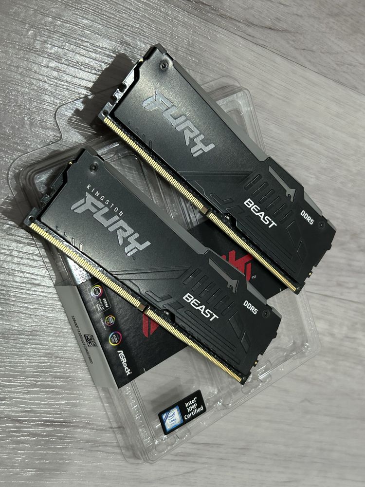 Kingston Fury Beast RGB 2x8 DDR5 5600MHz