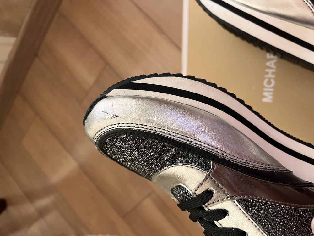 Michael Kors маратонки