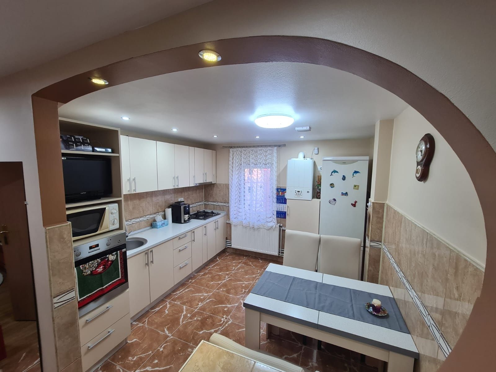 Apartament 3 camere spațios MICALACA