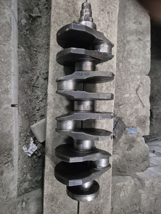 Продам коленвал лада Веста об.1.8