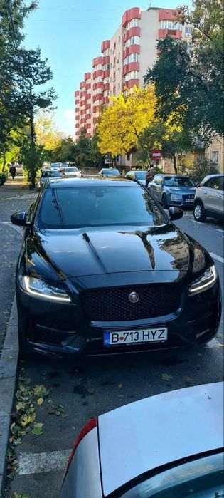 Jaguar F-Pace Jaguar F-PACE R-Sport AWD BlackPack - 300 CP