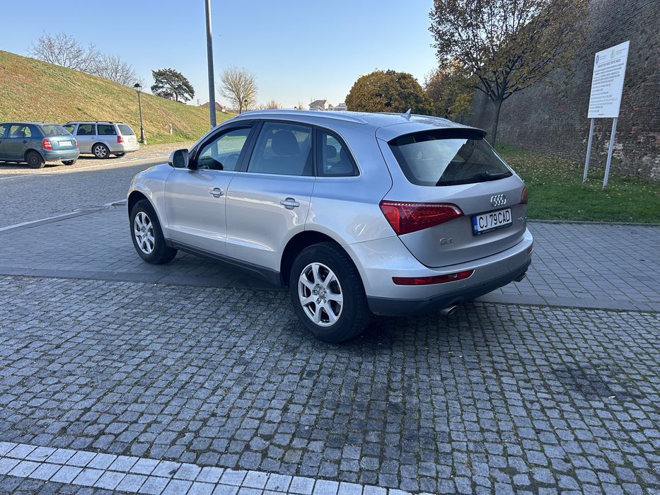 Audi Q5 an 2010 ..3.0doesel sline
