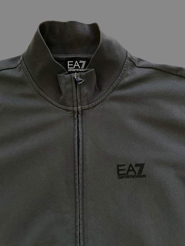 Горнище сиучър на EA7 Emporio Armani оригинал