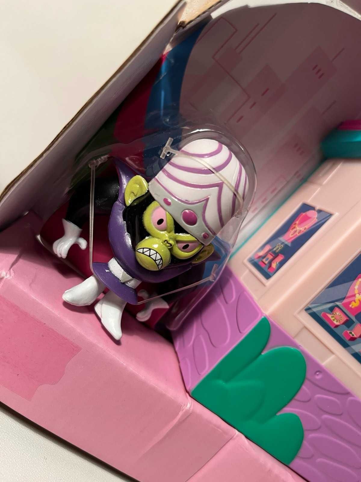Игрален комплект Powerpuff Girls - Mojo Jojo в бижутериен магазин