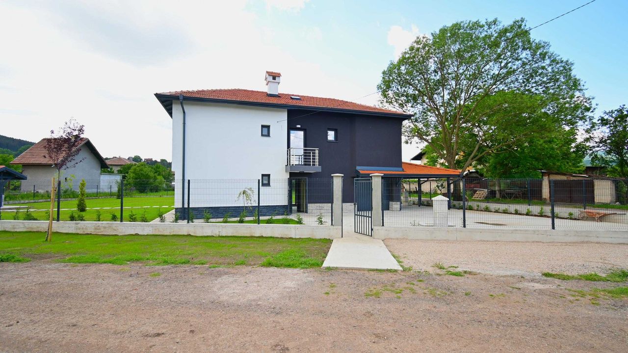 Продава се Къща в с. Гълъбник, Област Перник - 160 кв.м за 1488 €/кв.м - Снимка #4