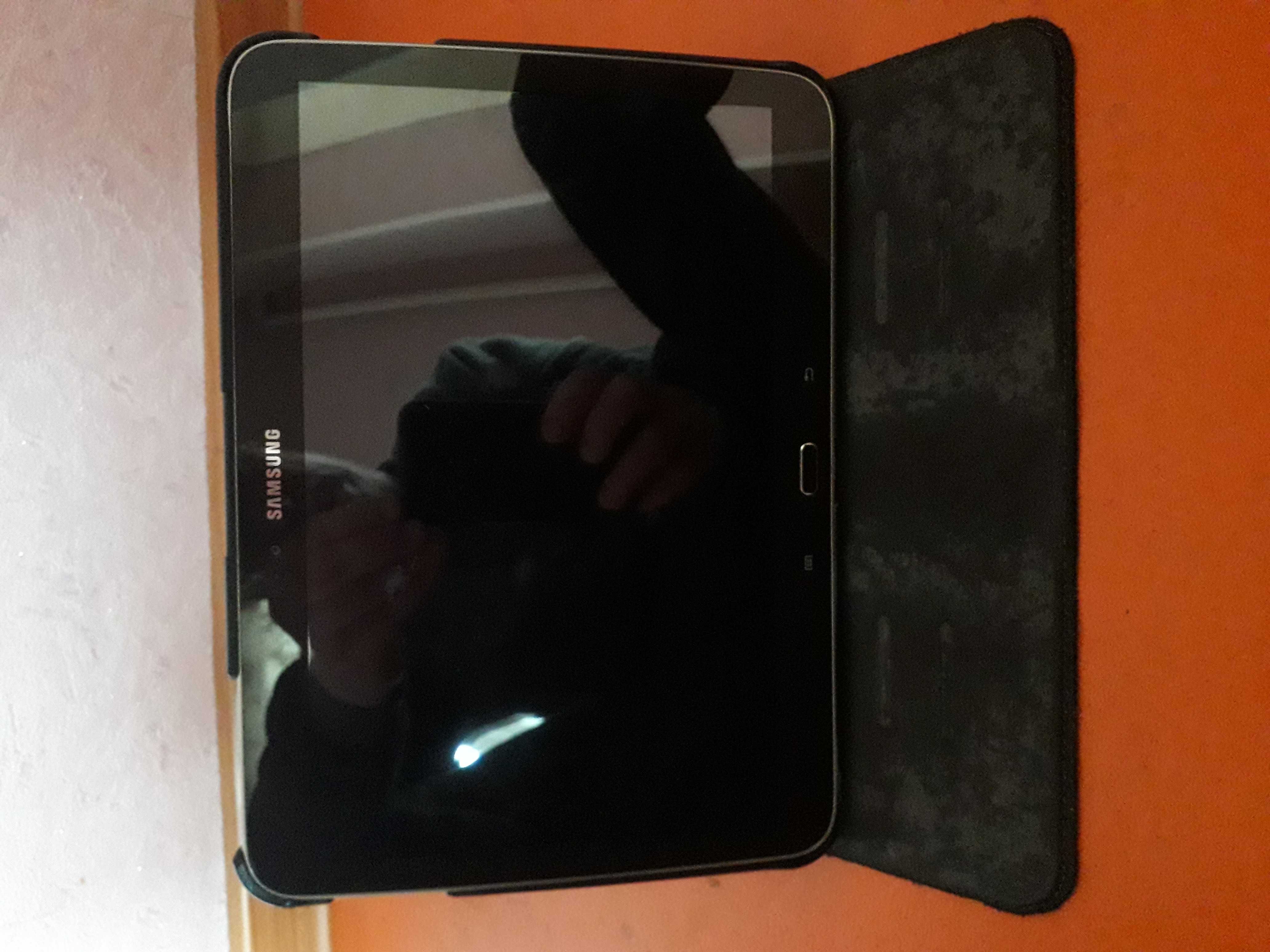 Планшет Samsung tab3