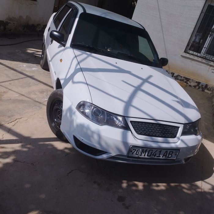 Продается машина в хорошем состоянии,2009 года