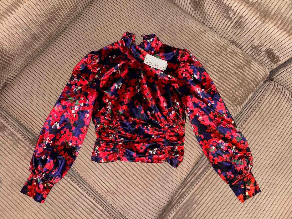 Официална блуза Calliope