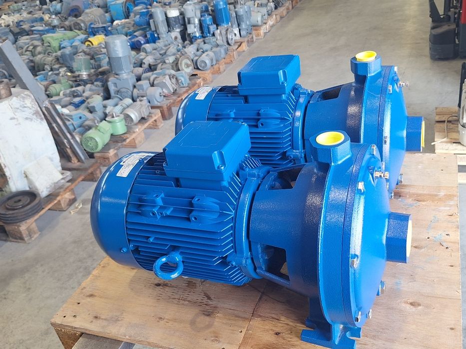 Напорни помпи за вода Lowara