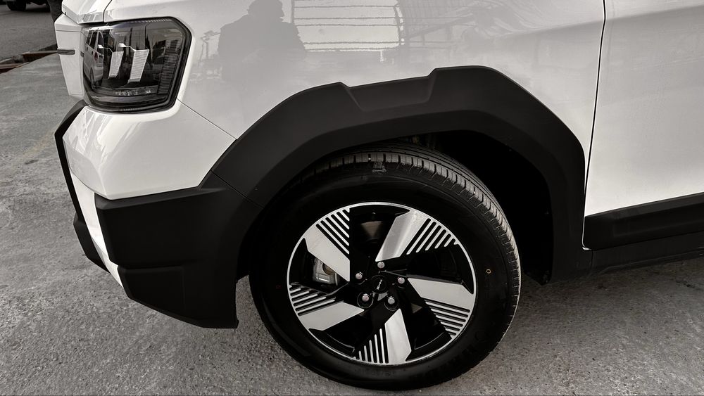 Swm G03 gibrit sotuvda tayyor