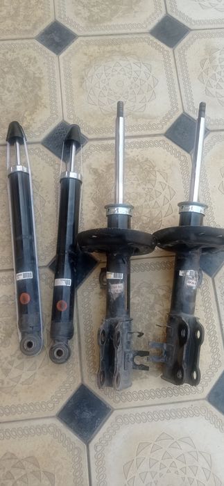 Амортизаторлар сотилади