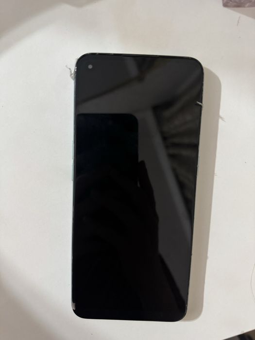 Продается телефон oppo a 52