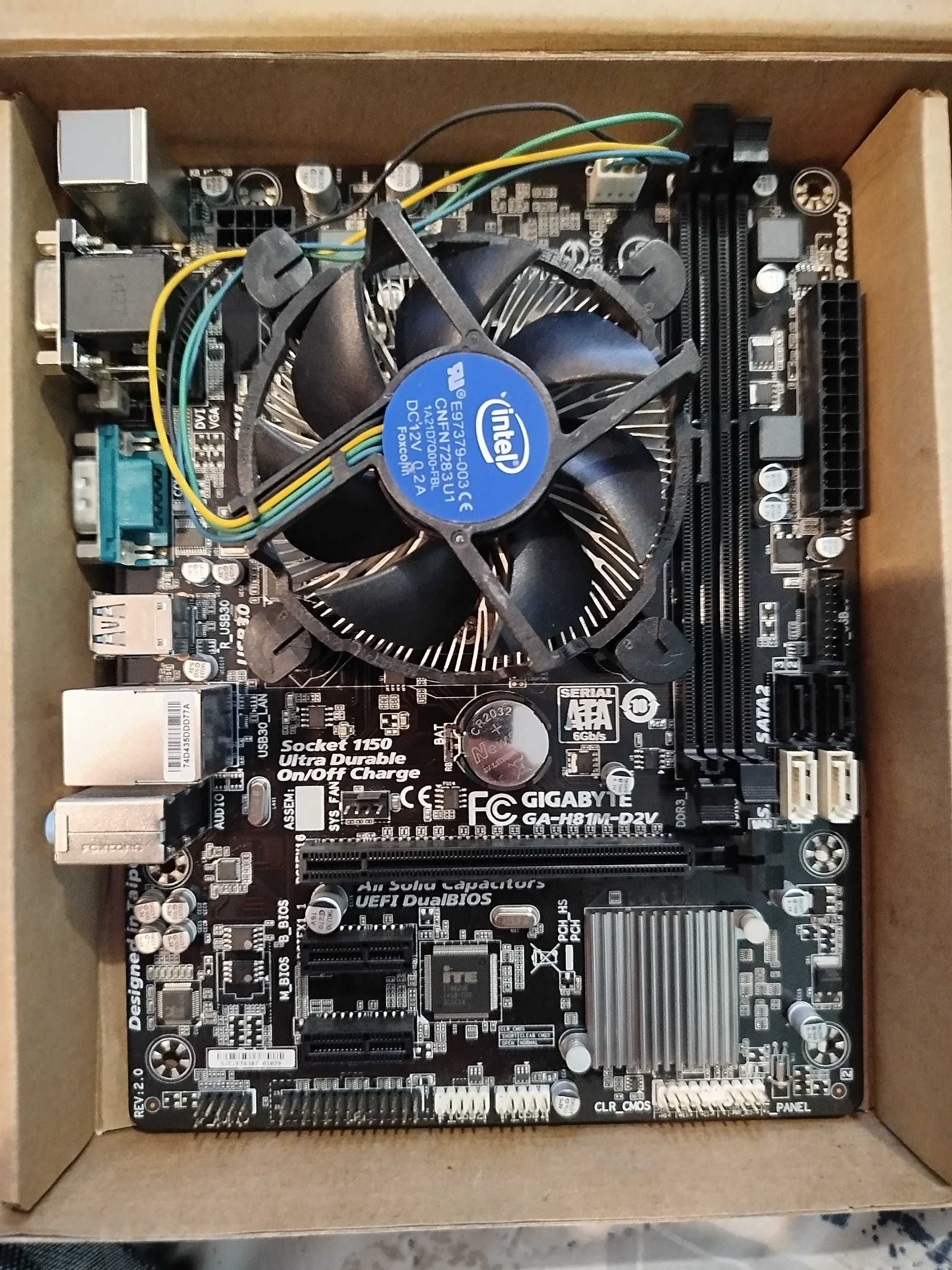 GIGABYTE H81M-D2V с Intel Core I7-4770
