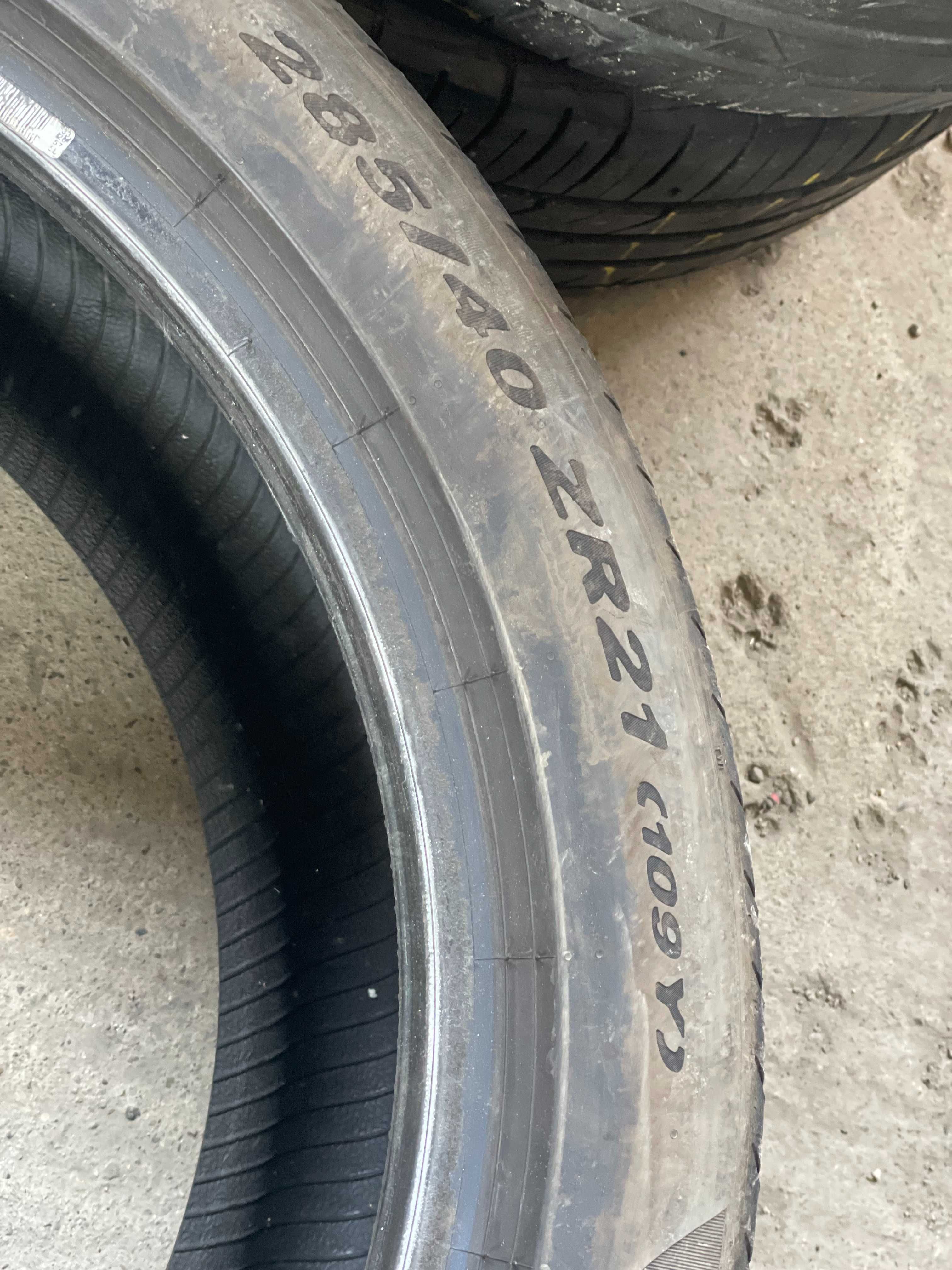 2x 285 40 21 Pirelli Pzero