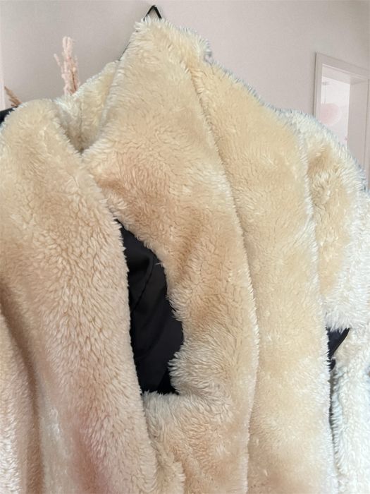 Geaca jacheta piele neagra imblanita complet