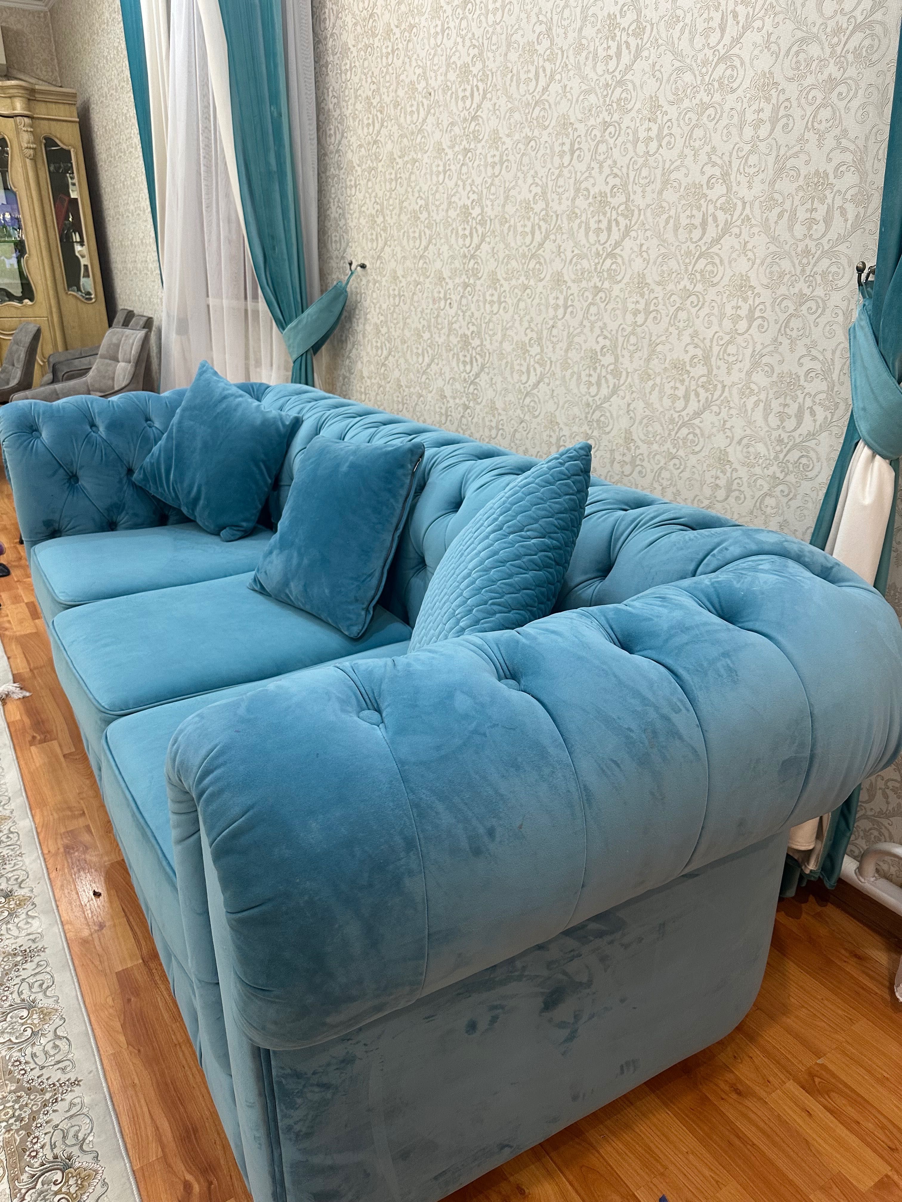 Продам красивый диван