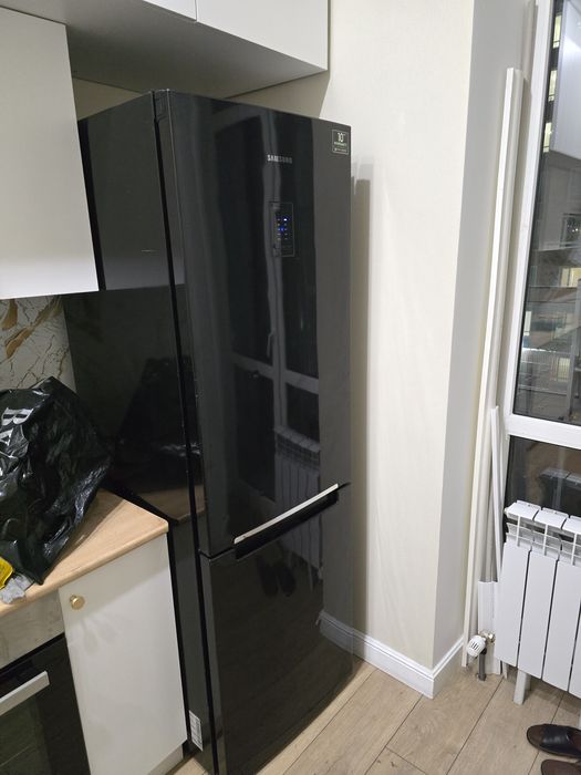 Продам холодильник Самсунг