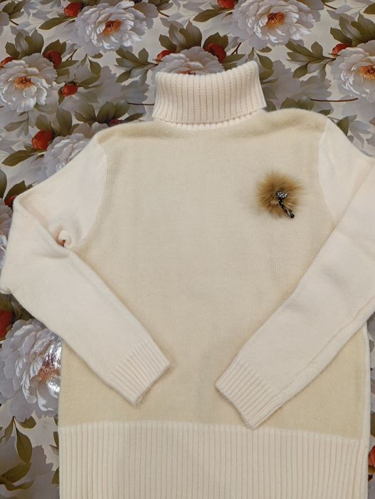 Продам джемпер водолазка. Размер 44-48