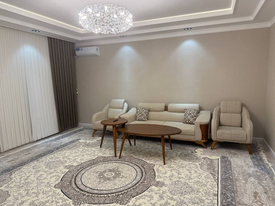 Сдается 4 комнатная квартира