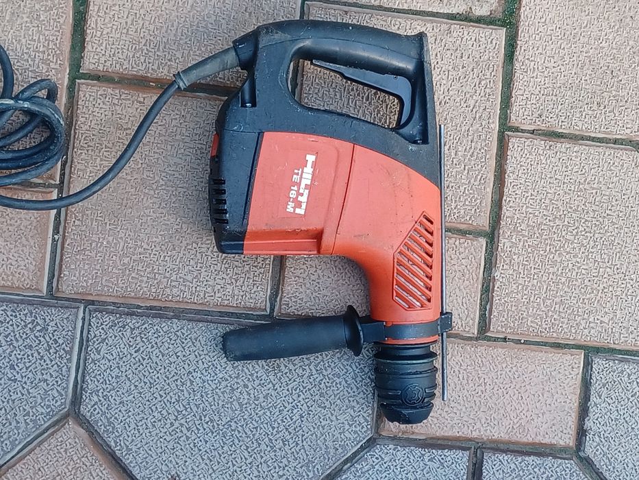 Rotopercutor HILTI TE 16 M , ca și noua cu toate funcțiile  pe ea