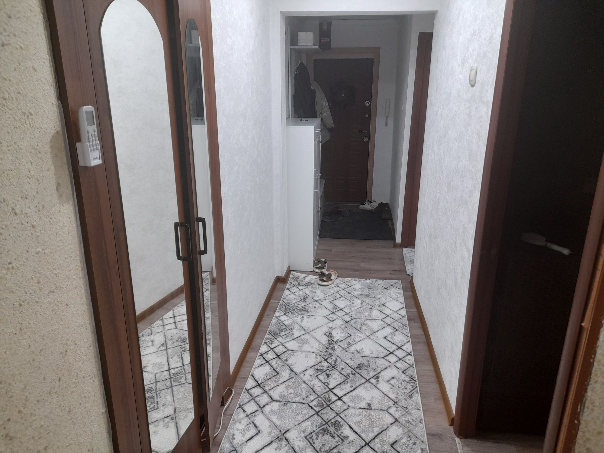 Обменяю 3 х ком.кв  на частный дом