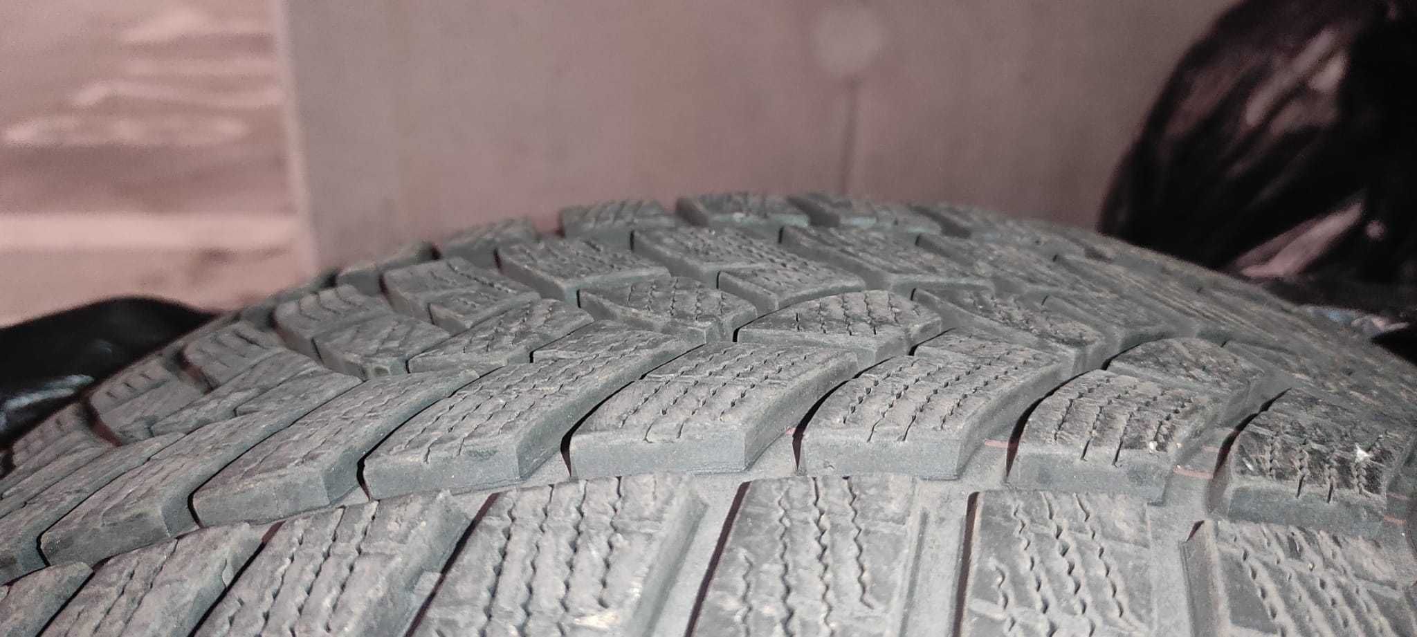 235/45 R 18 Goodyear Ultragrip