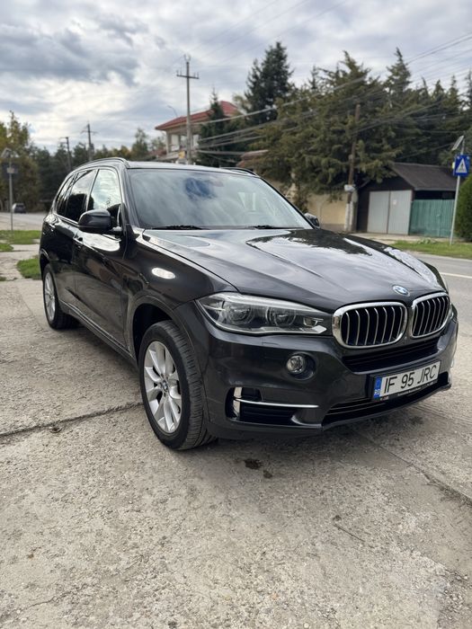 Bmw x5 F15 3.0d 258cp Pachet sport ext/Pachet M interior