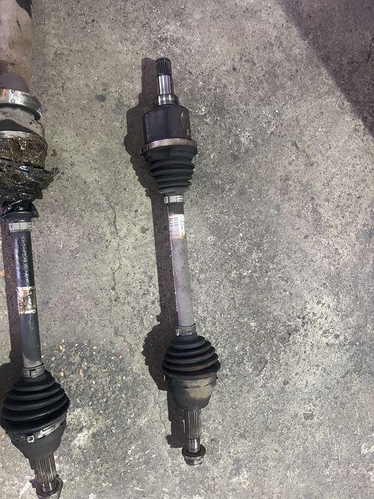 Planetara stanga dreapta Ford Fiesta MK6 1,5 tdci UGJC