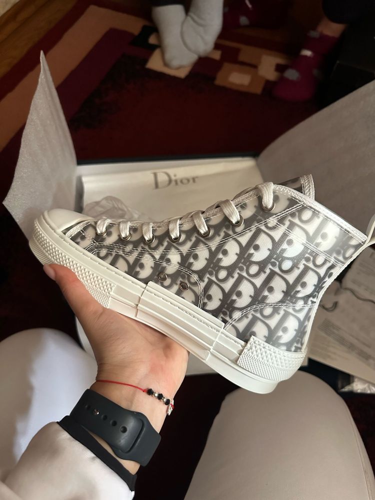 Dior b23 marimea 37