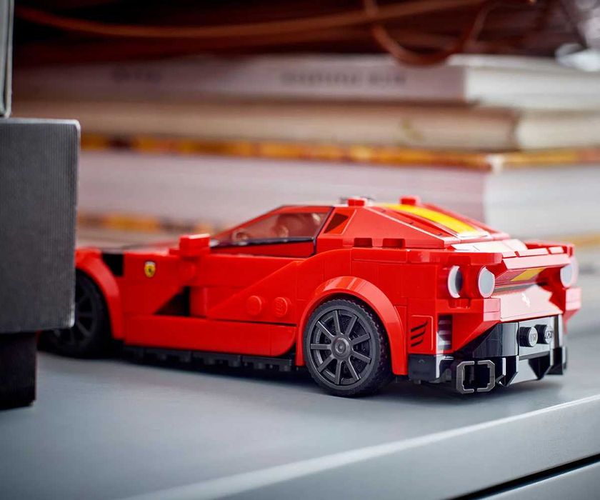 LEGO® Speed Champions 76914 - Ferrari 812 Competizione