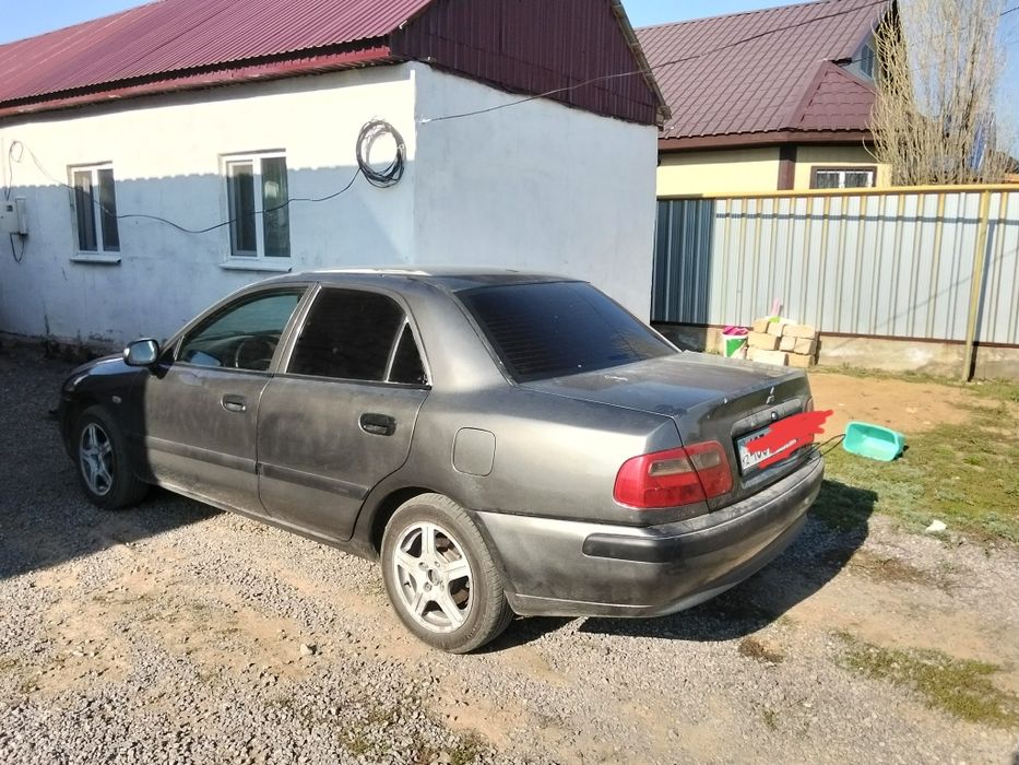 Продам мицубиси каризма газ бензин матор маи жемит каробка жаксы