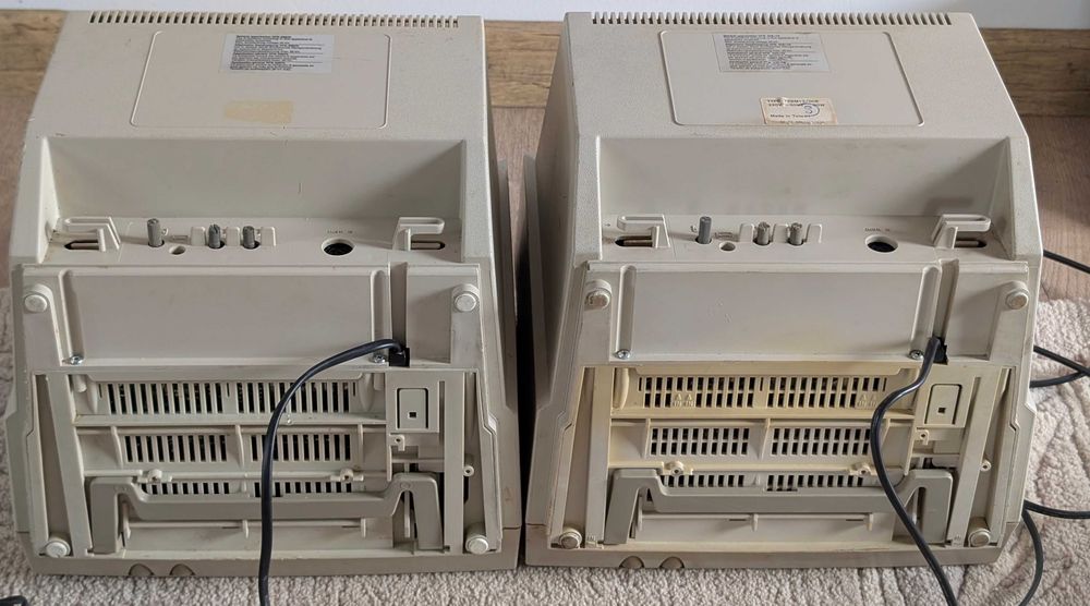 2 x Commodore = 350 LEi / RON