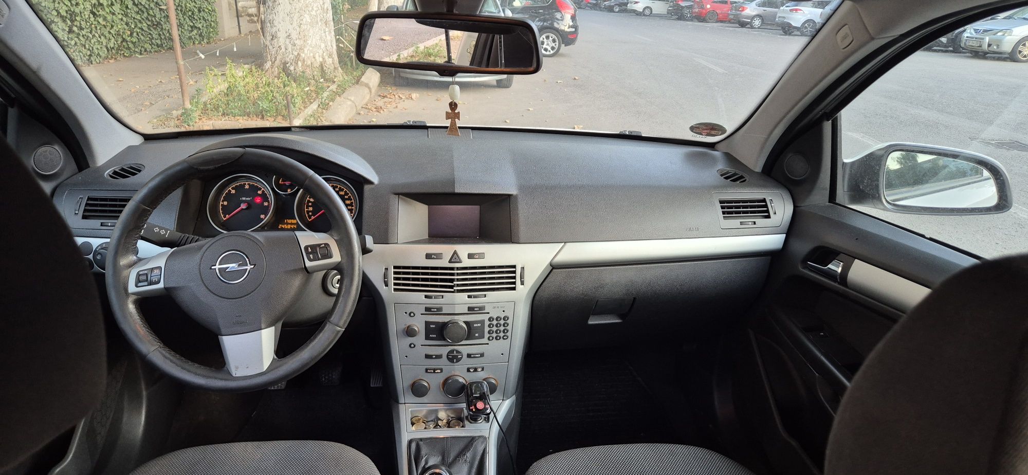Opel astra h 1.7 cdti citește descrierea