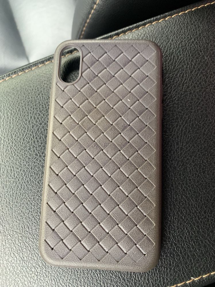 подарю чехол на iphone  10