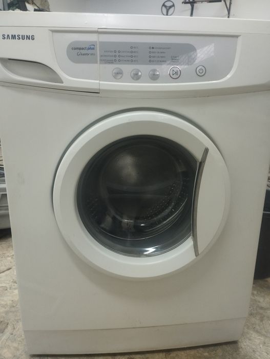 Продам стиральную машинку